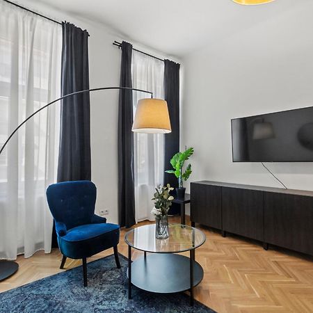 Balcony Apartment, 4 Min To U3 Zipperer Strasse Wien Ngoại thất bức ảnh