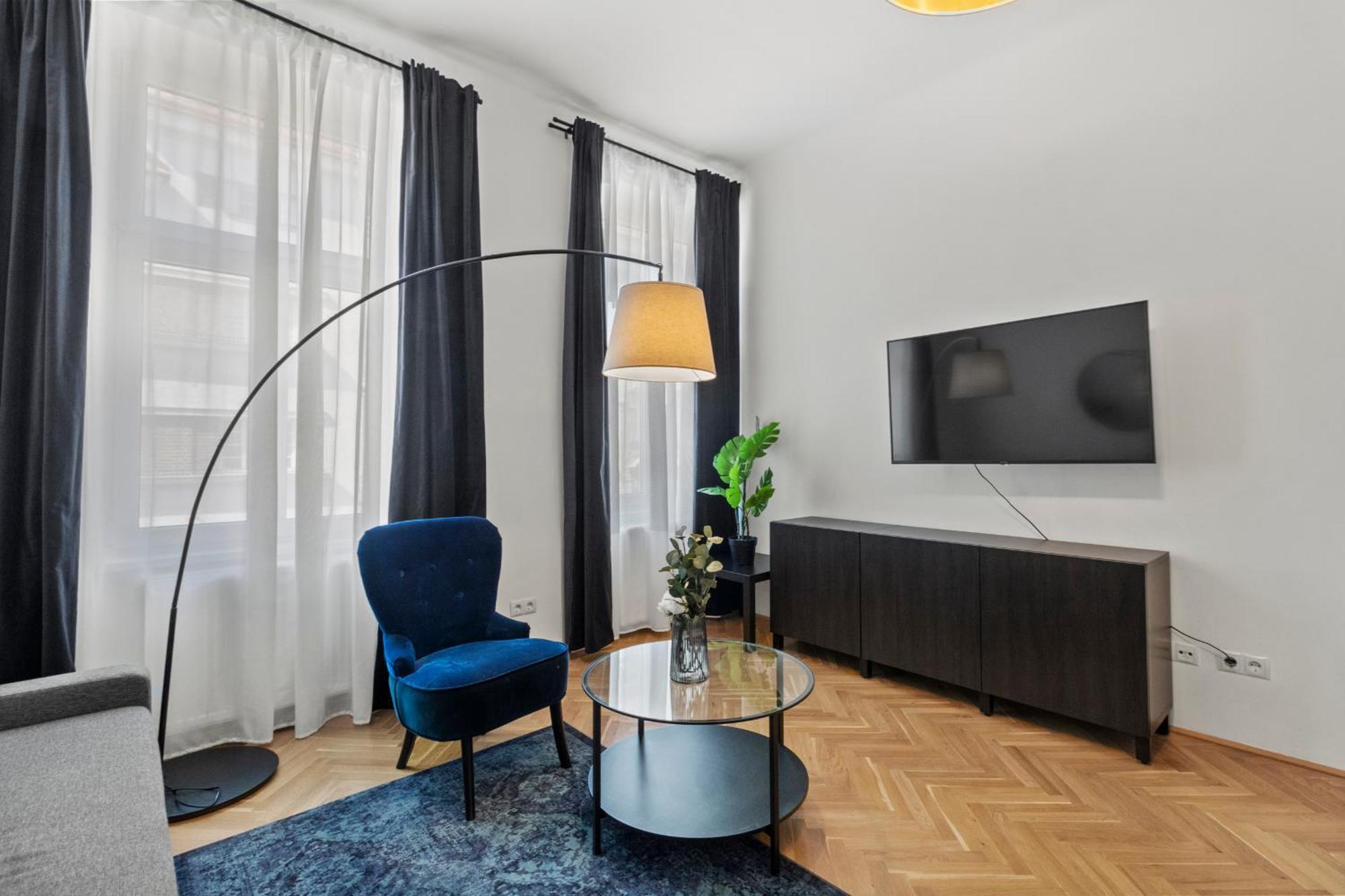 Balcony Apartment, 4 Min To U3 Zipperer Strasse Wien Ngoại thất bức ảnh
