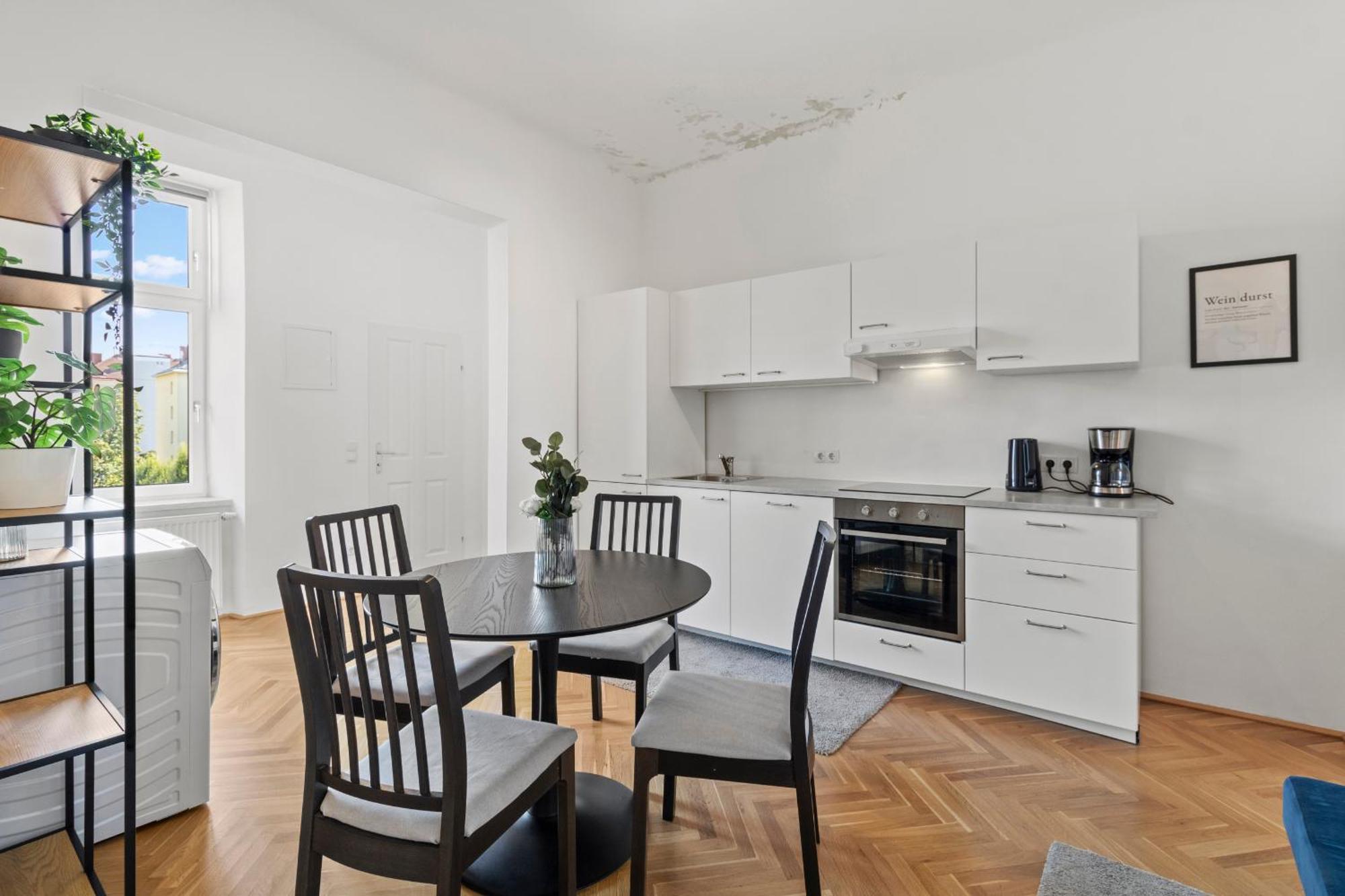 Balcony Apartment, 4 Min To U3 Zipperer Strasse Wien Ngoại thất bức ảnh